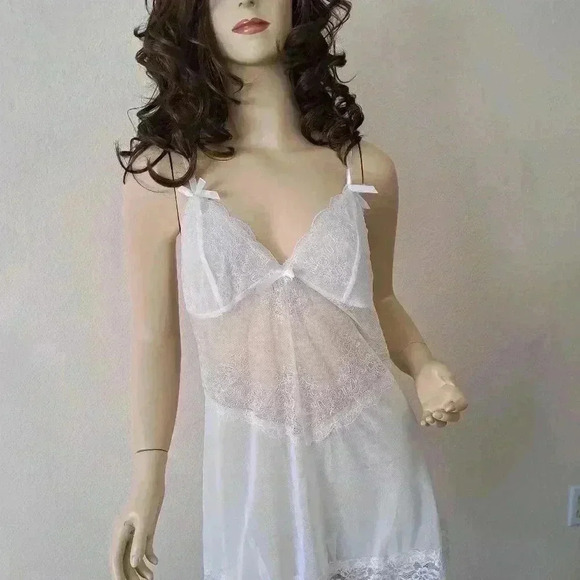 Negligee white lace and mesh - Picture 4 of 9